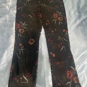 Bandolino Dark Floral Trousers